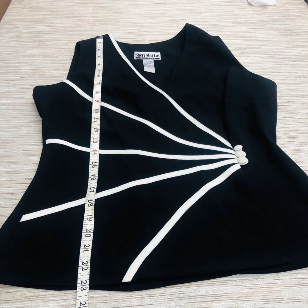 Sheri Martin New York Black White Sleeveless Top - Picture 12 of 16